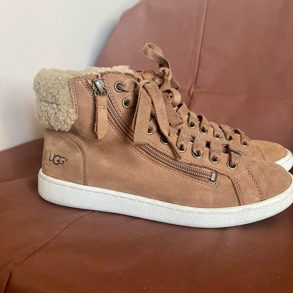 Ugg  Tan High-Top Sneakers rich tan , side zip, Ugg trim, women’s 7 - Picture 4 of 5